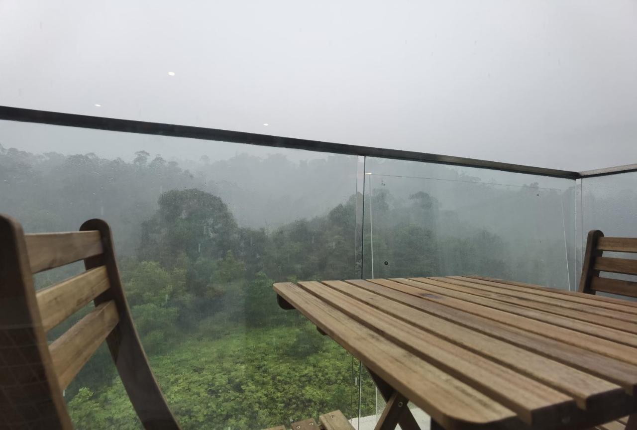 The Bear@Midhill Genting Highlands Apartment Bagian luar foto